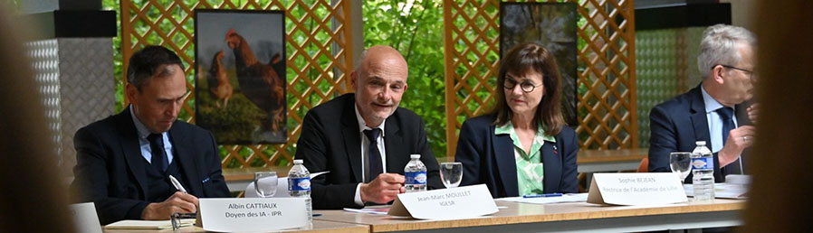 Mme la rectrice au Lycée