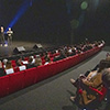 Le public dans la Palais du Littoral.